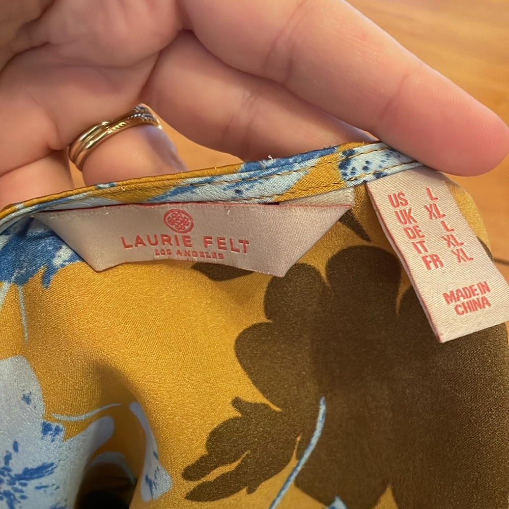 [Laurie Felt] Golden Floral Satin Blouse - Size Large - Picture 4 of 4